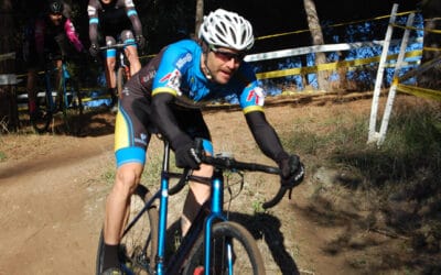 El Bicicletas Félix Pérez se defiende de forma óptima sobre el circuito helado de Coslada