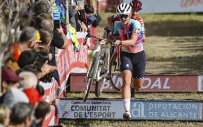 EL FUTURO DEL CICLOCROSS FEMENINO, PRESENTE EN BENIDORM CON ZOE BACKSTEDT